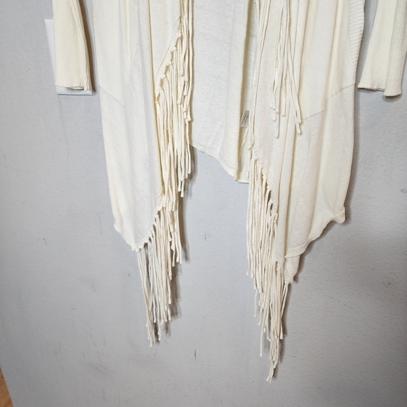 NWT Daisy Fuentes Cream Fringe open front cardigan.  Size Large. Cotton. - Picture 12 of 16